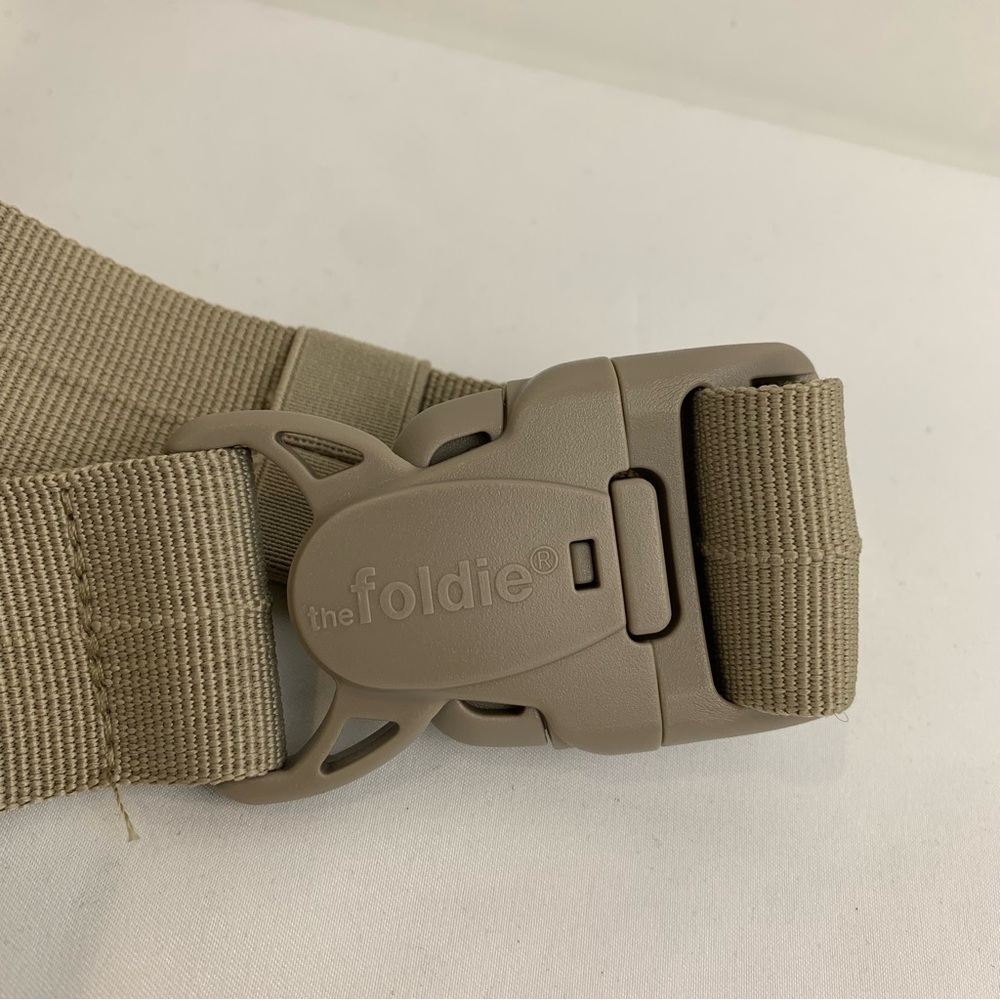 NWOT The Foldie Crossbody Travel Bag Taupe Beige RFID Safe Cut-Proof Strap - Picture 5 of 11